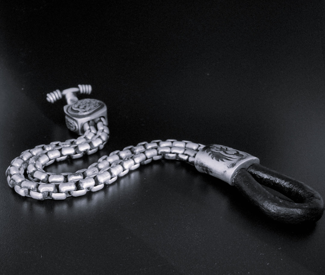 unbroken seal king Tutankhamun